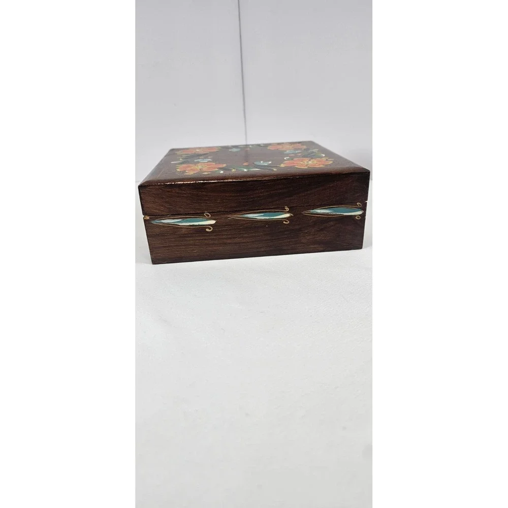Vintage Hand Painted Wood Trinket Box‎ Floral Folk Art Jewelry Box Hinged Lid